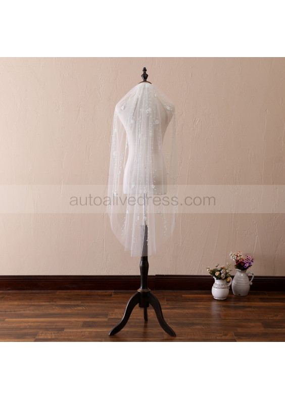 Ivory Floral Trailing Beaded Fingertip Wedding Veil Ivory Floral Trailing Beaded Fingertip Wedding Veil